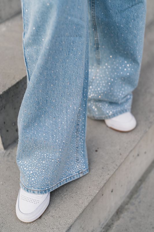 Abby 745 Light Rinse Rhinestone Regular 