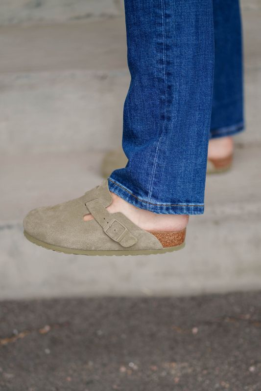 Boston BS Faded Khaki Regular Fit
