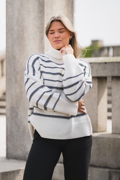 Hovedbilde Sakeiku Stripe Turtleneck 11250 Clear Cream ...