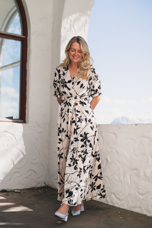 Faye Dress Mono Floral