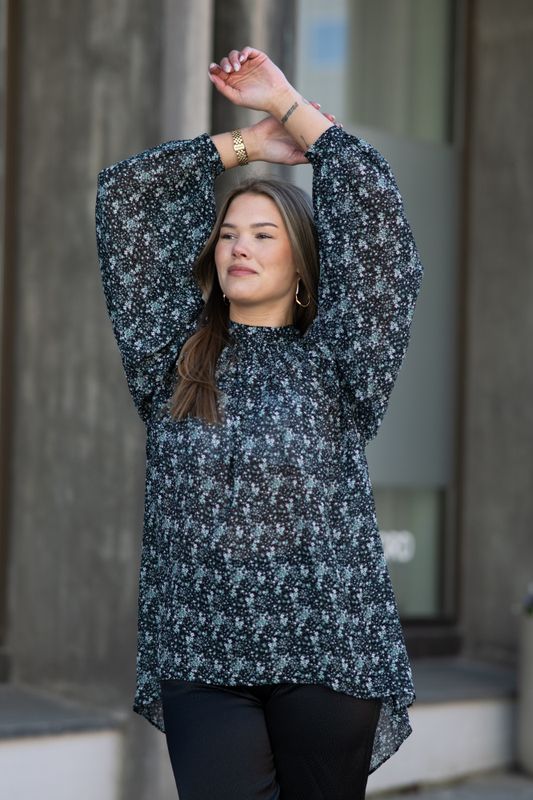 Estelle Blouse Green Wild Flower 
