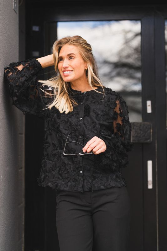 Karly LS Shirt Black 