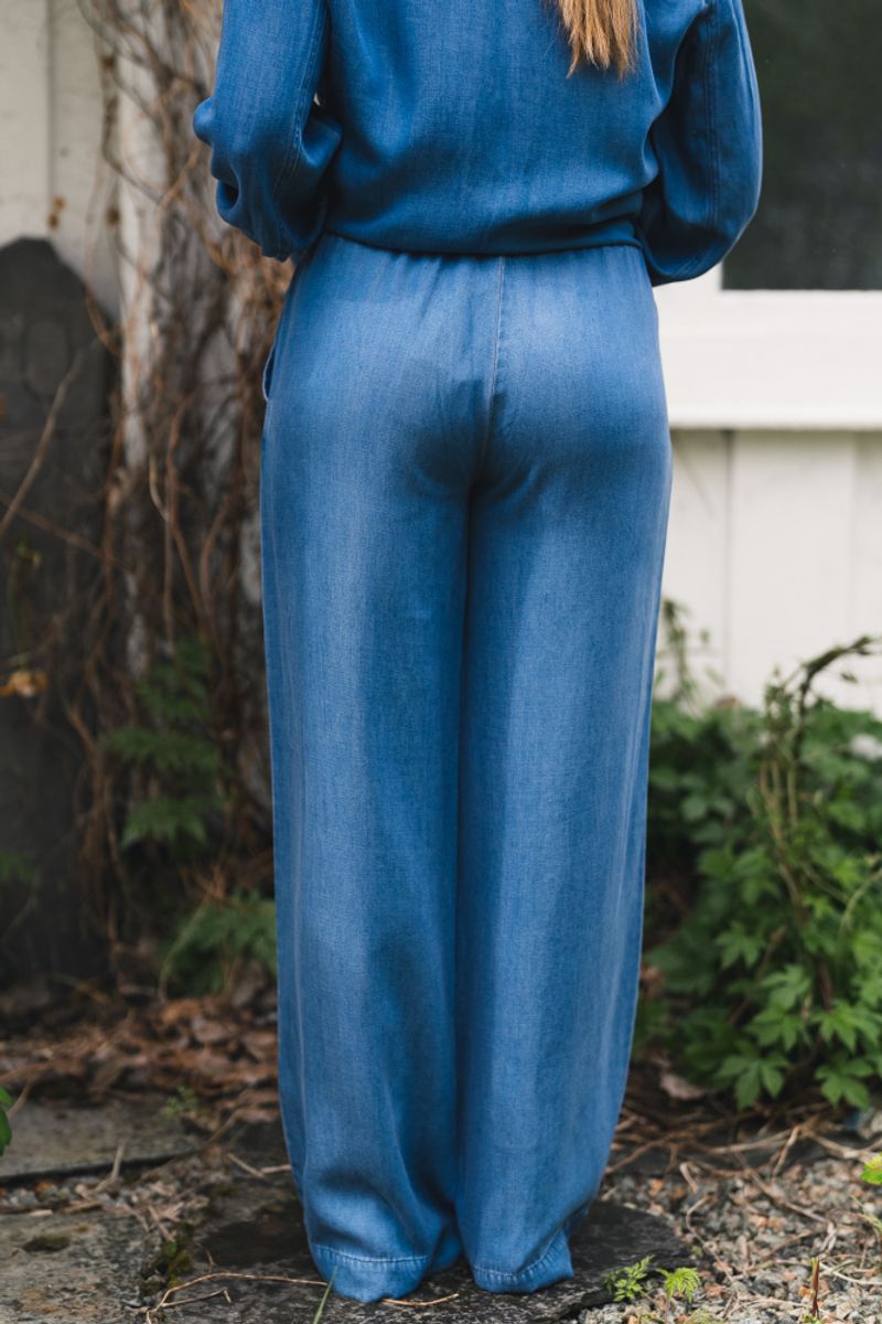 Scarlett Pant Medium Wash Blue Denim 