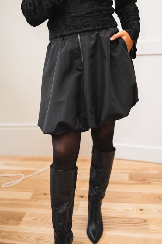 Trice Balloon Skirt Black 