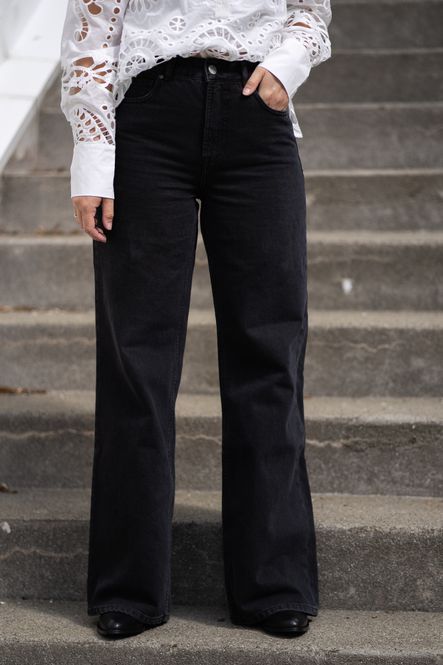 Hovedbilde Reign Jean Black 