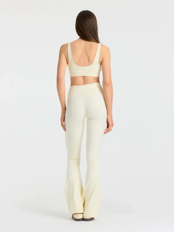 Cloudform® V-Shape Sports Bra Butter Yellow 