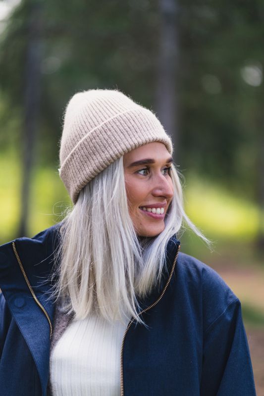 Beanie Sand 