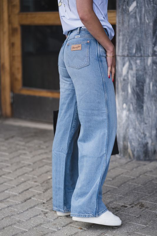 World Wide Betty Blue 