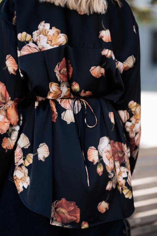 Edie Shirt Poppy Bouquet