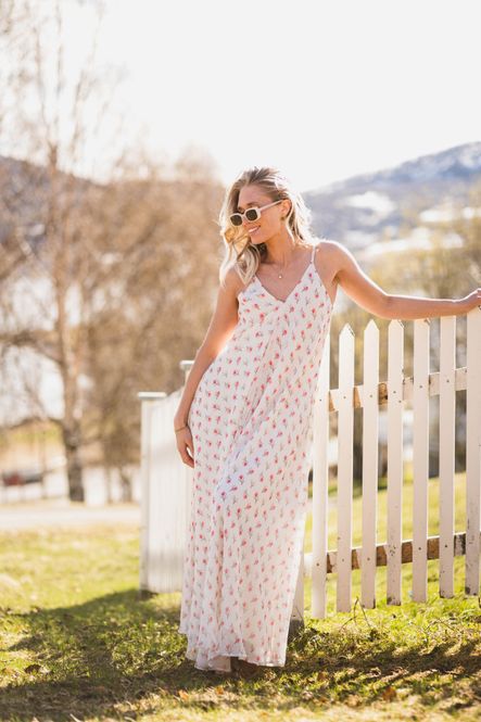 Hovedbilde Grazia Flower Dress Offwhite 