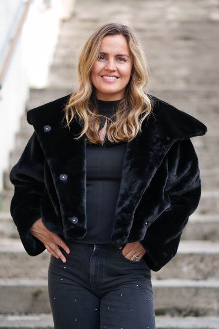 Hovedbilde Yoneko Short Coat Black