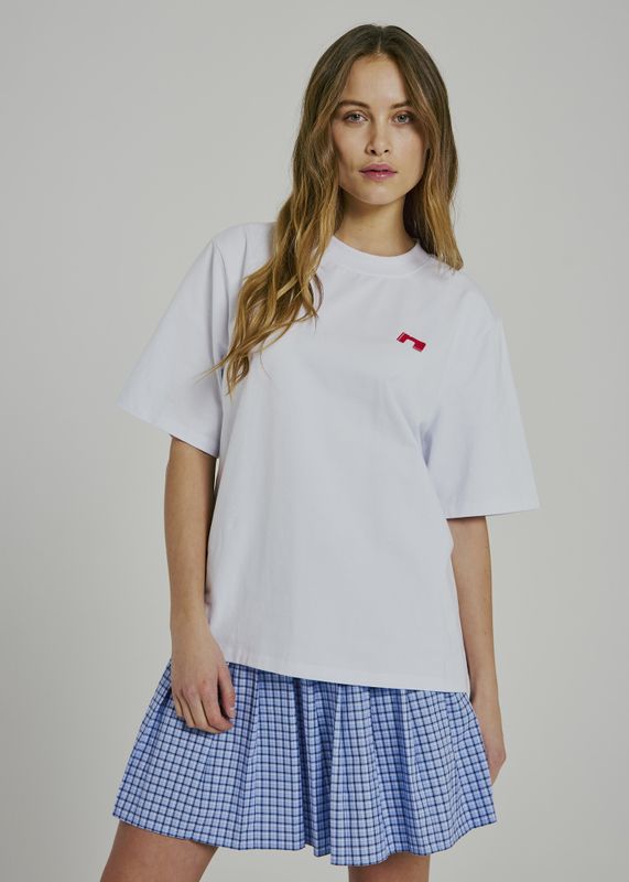 Sanda Tee  White W. Red Print 