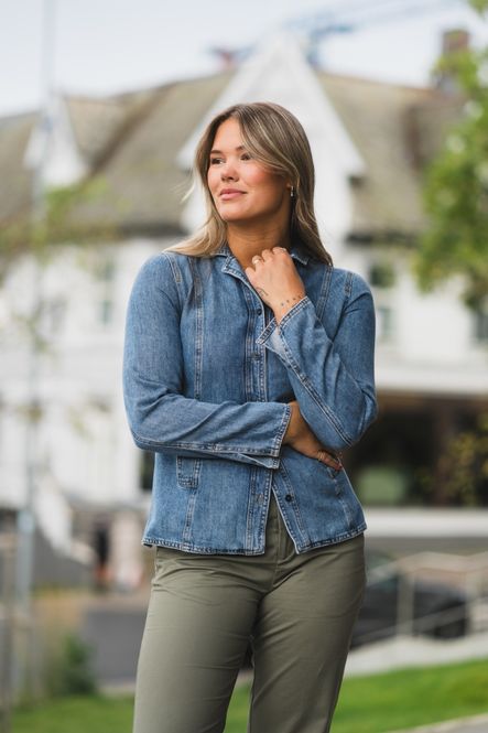 Hovedbilde Dophina Fitted Shirt Washed Medium Denim 
