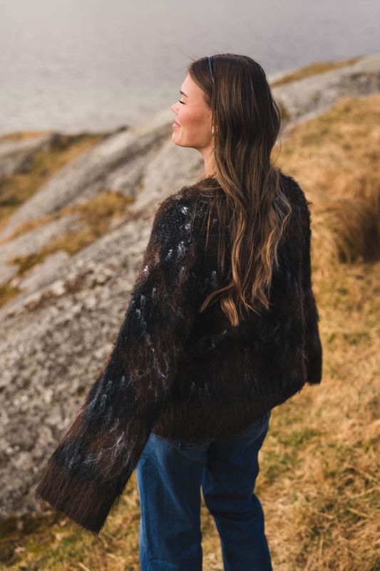 Roeme Check Fluffy Knit Blouse Dark Brown 