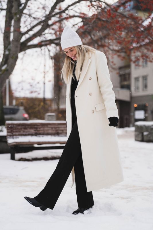 Falcon Coat 11104 Clear Cream 