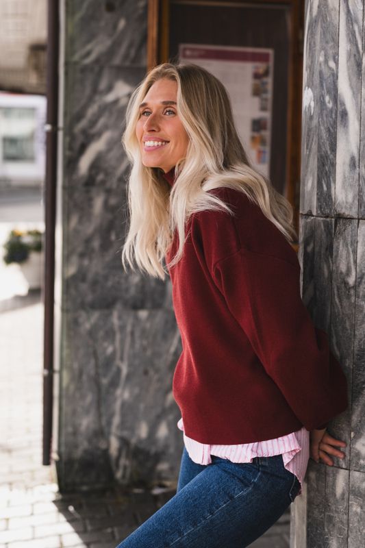 Mercy East M Pullover Syrah 