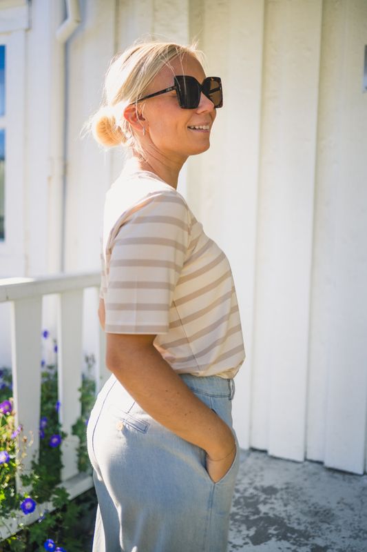 Ratani T-Shirt French Oak And White Stripe 