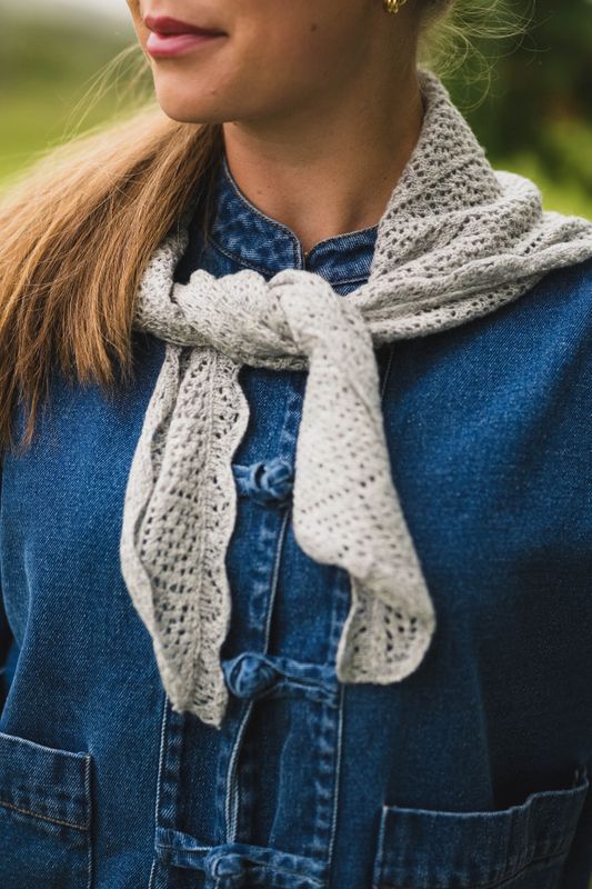 Misty Medium Pointelle Scarf Grey Melange 