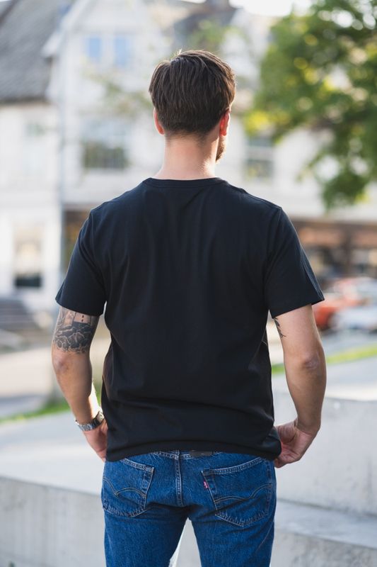Original Housemark Tee Black 