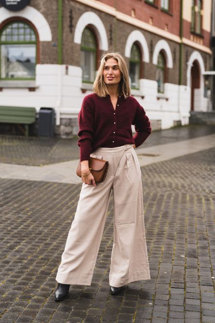 Hovedbilde Amalie Cardigan Choco Truffle 