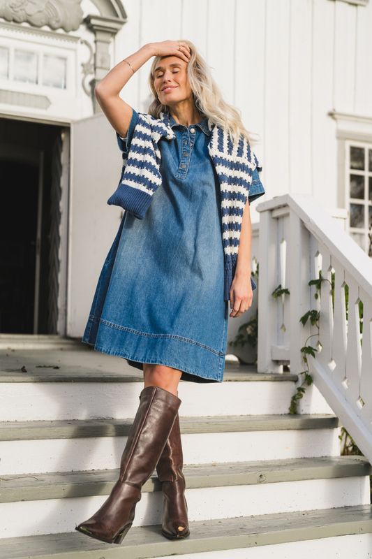 Turo Alena 2/4 Dress Mid Blue Wash 