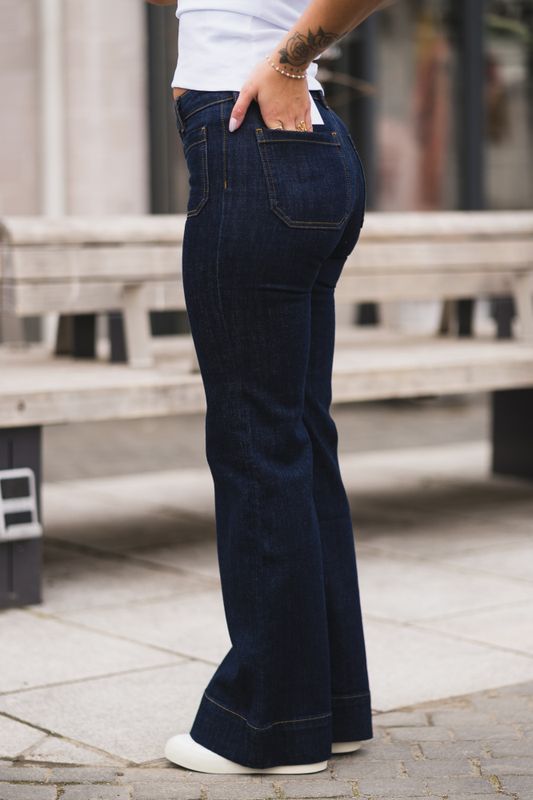 St Monica Low Blue Rinse 