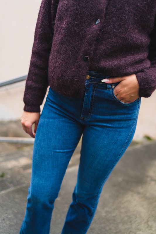 Malena Bolger Cross Stone 