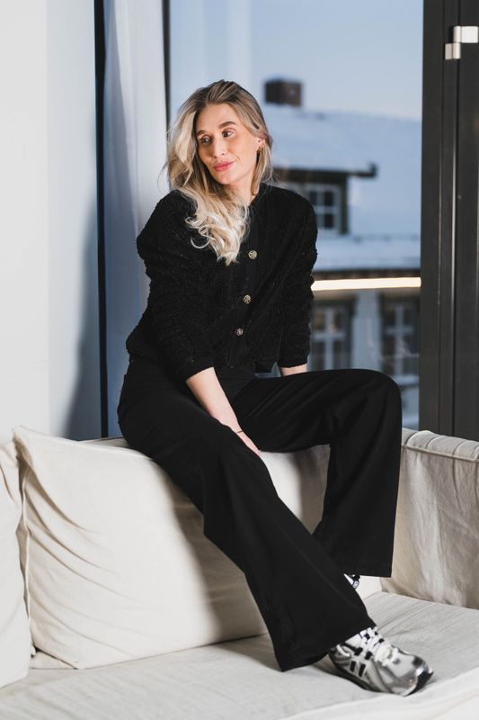 Limo Fluffy Knit Cardigan Black 