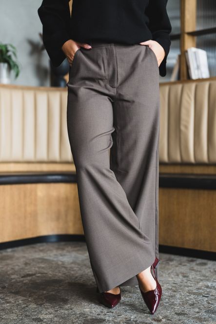 Hovedbilde Laura 826 Mud Brown Melange Regular 