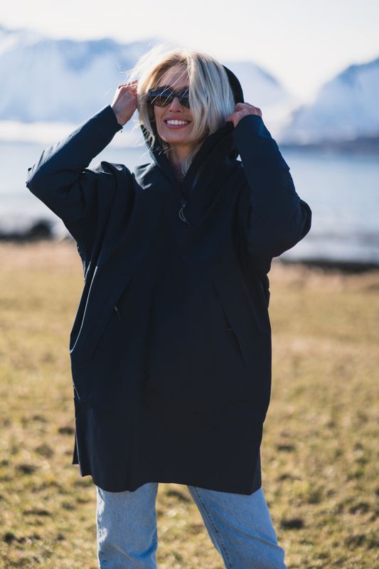 Aalesund Poncho Dark Navy