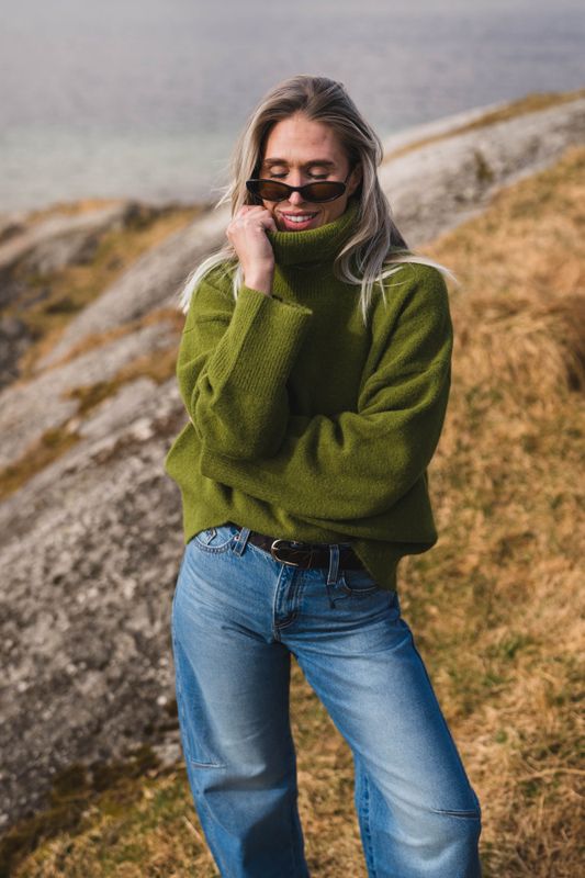 Naline Knit Blouse Sage Green 
