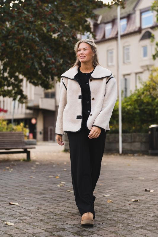 Edmund Teddy Jacket Ivory 