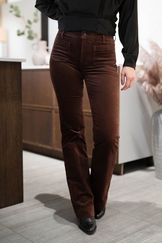 Flare Mahogany 