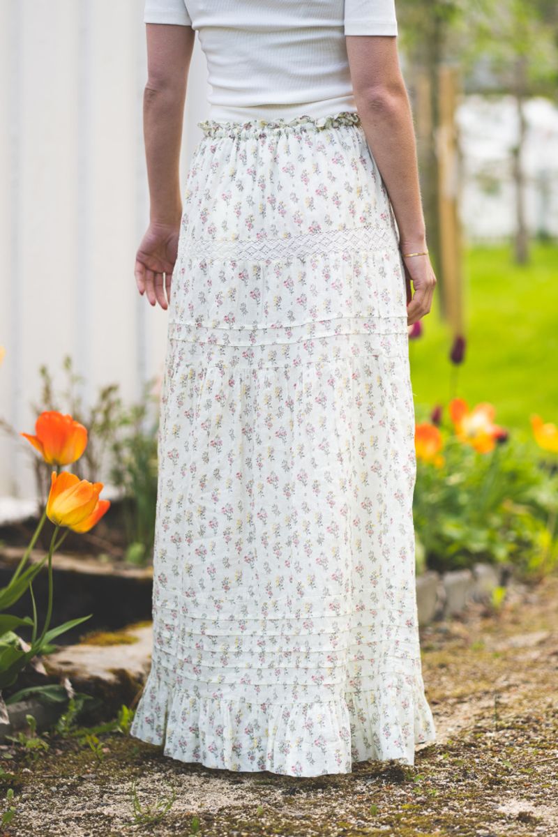 Fippo Fine Print Skirt Creme 