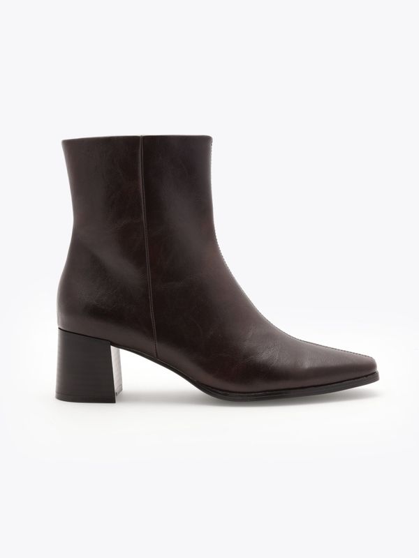 Adare Boot Dark Brown