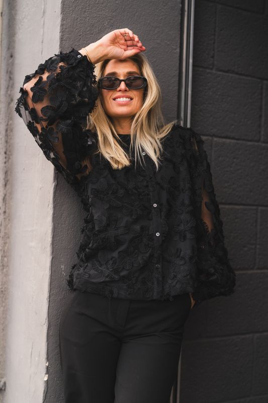 Karly LS Shirt Black 