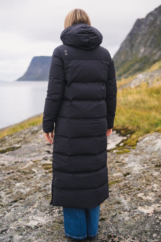 W Infinity Down Coat Black  