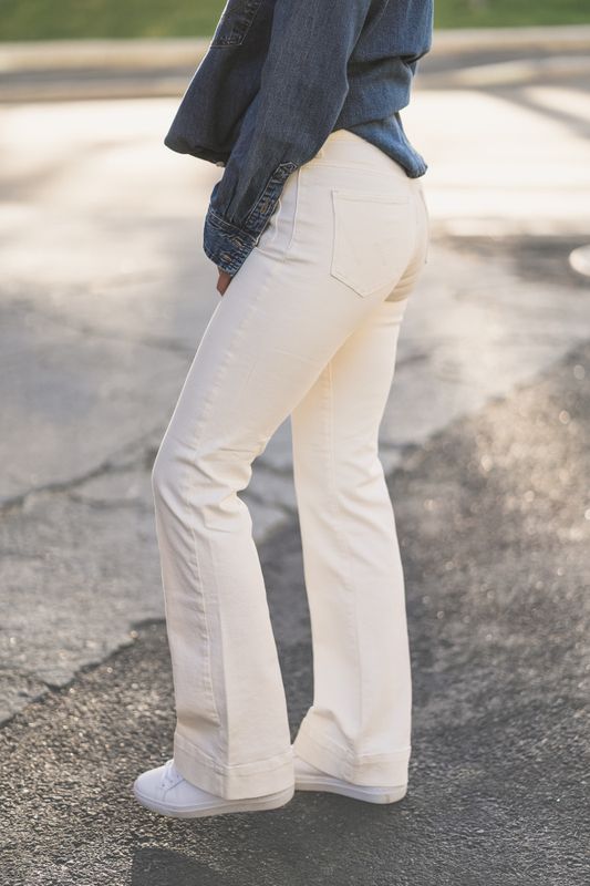 Flare Worn White 