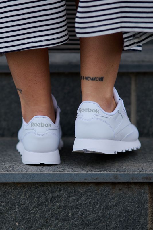 Classic Leather White/Grey 