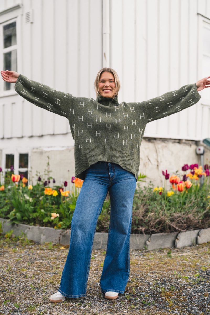 Fam Knit Short Winter Moss 
