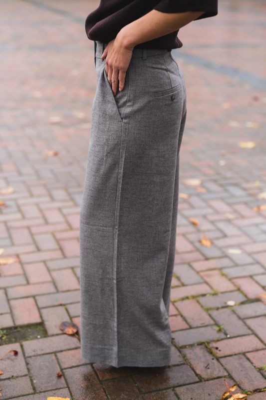 Laura 061 Dewy Grey Melange Regular 