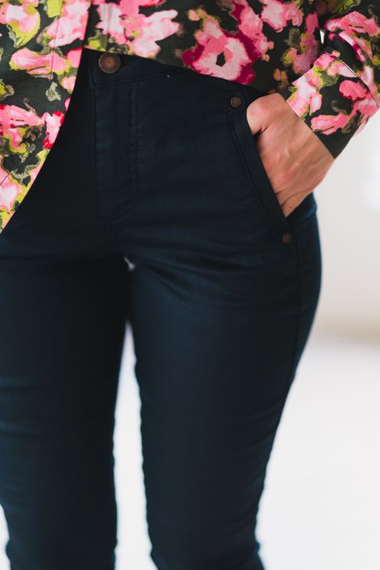 Jolie 274 Black Coated