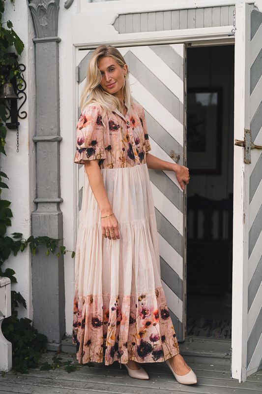 Ambrosia SS Bleeding Petals 