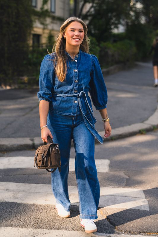 Rylan Elena Pants Mid Blue Wash 