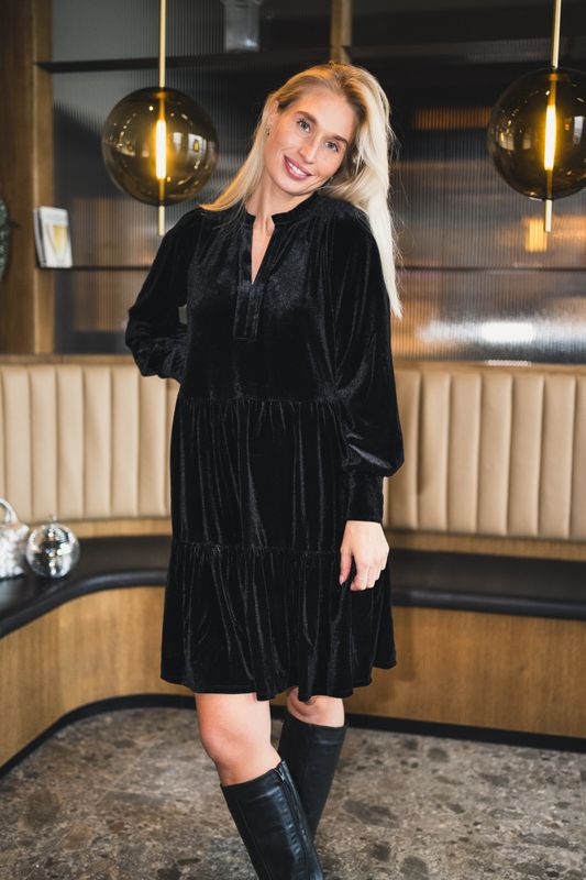 Viggase Dress Black
