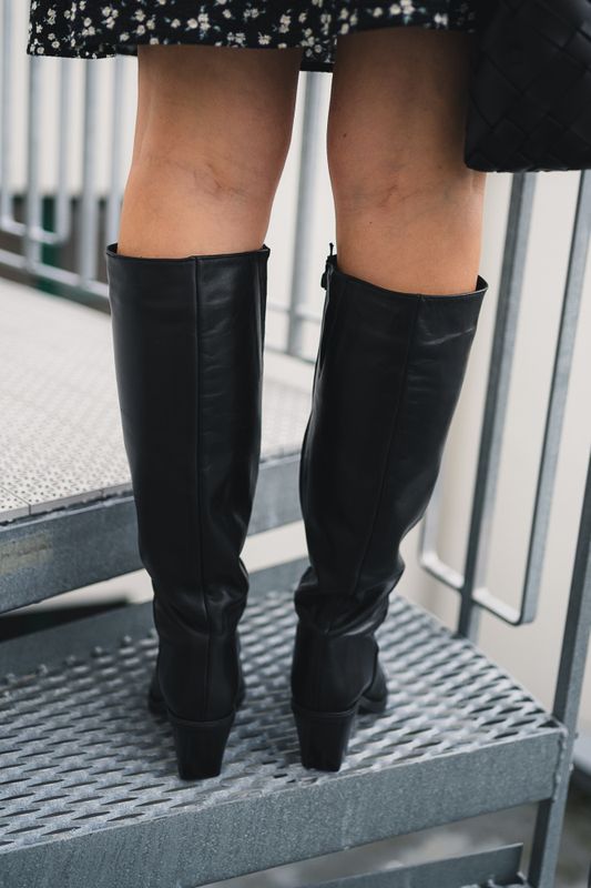 Marthe Leather Black