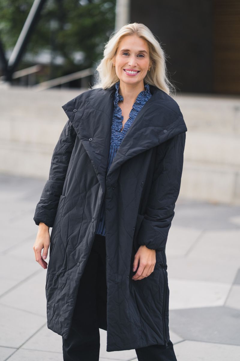 Leigan Long Coat Black
