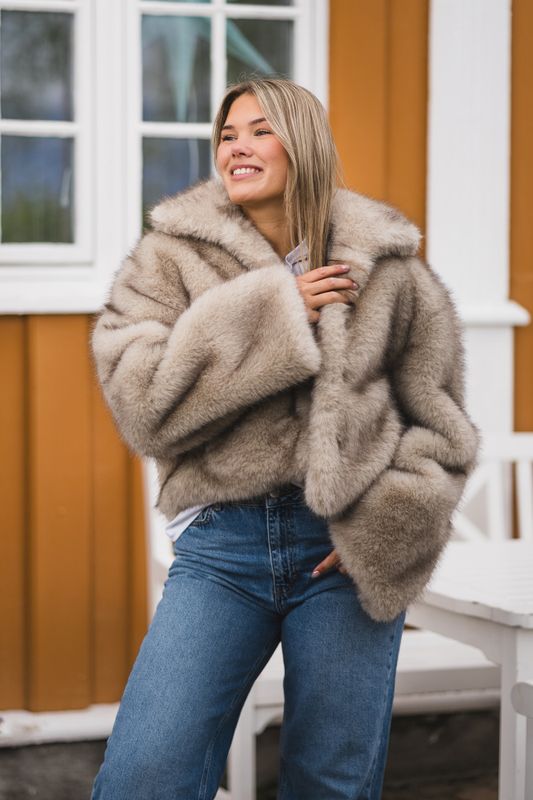 Steff Faux Fur Jacket Beige 