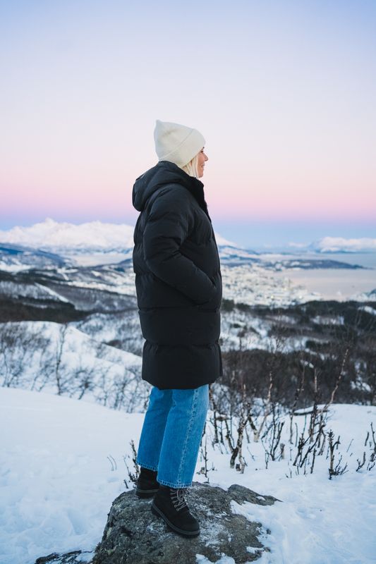 Loen Down Jacket Black 