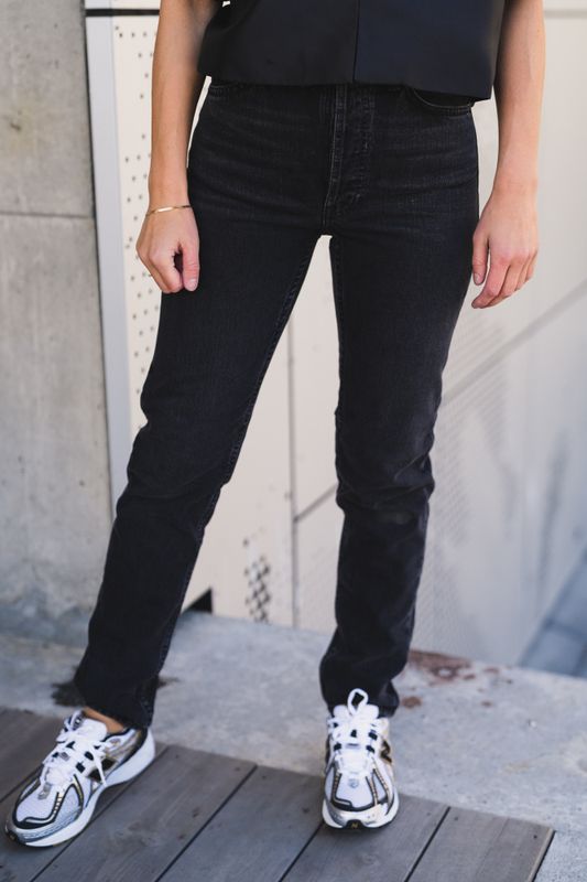 Breezy Britt Black Crosshatch 